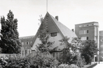 Met eerdere (oorspronkelijke?) kleuren oogt het gebouw al heel anders
<br/>
Beeldbank Stadsarchief, zonder jaartal